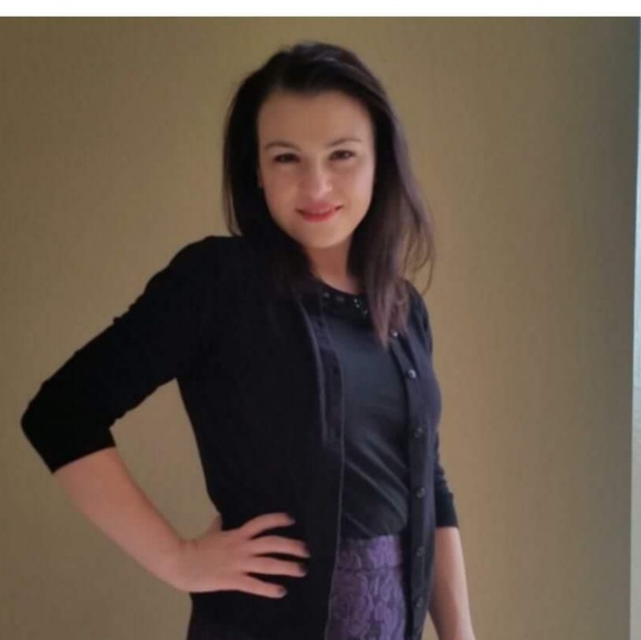 Meet your Posher, Jessica - Picture 1 of 1